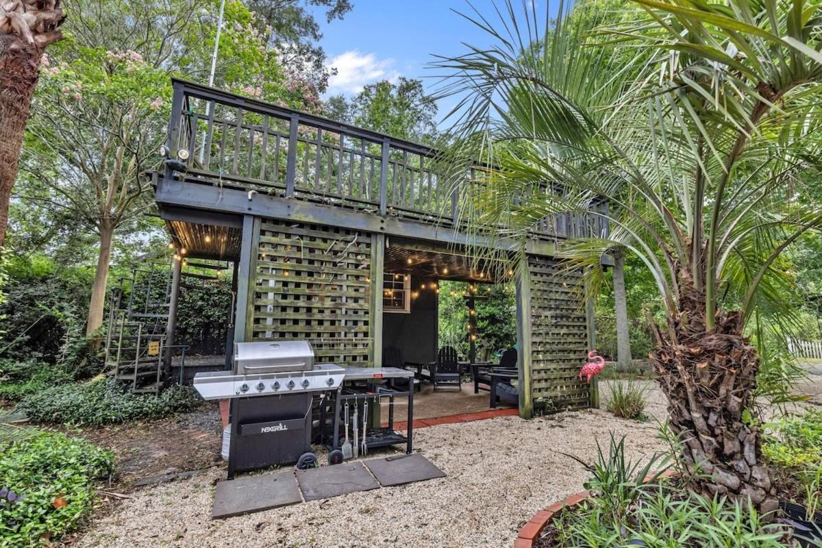 Bare Feet Bungalow -Close To Beach & Dog Friendly Gulfport Exterior photo