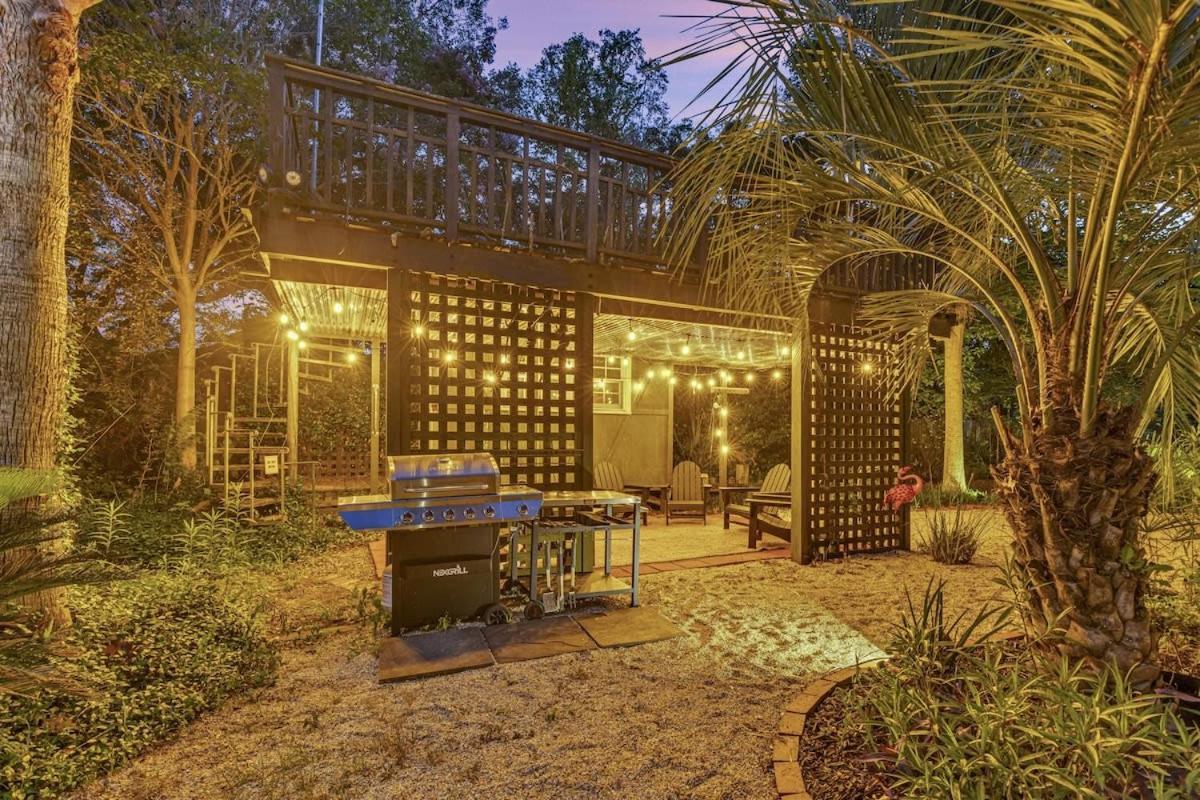 Bare Feet Bungalow -Close To Beach & Dog Friendly Gulfport Exterior photo