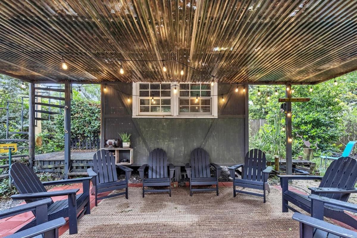 Bare Feet Bungalow -Close To Beach & Dog Friendly Gulfport Exterior photo