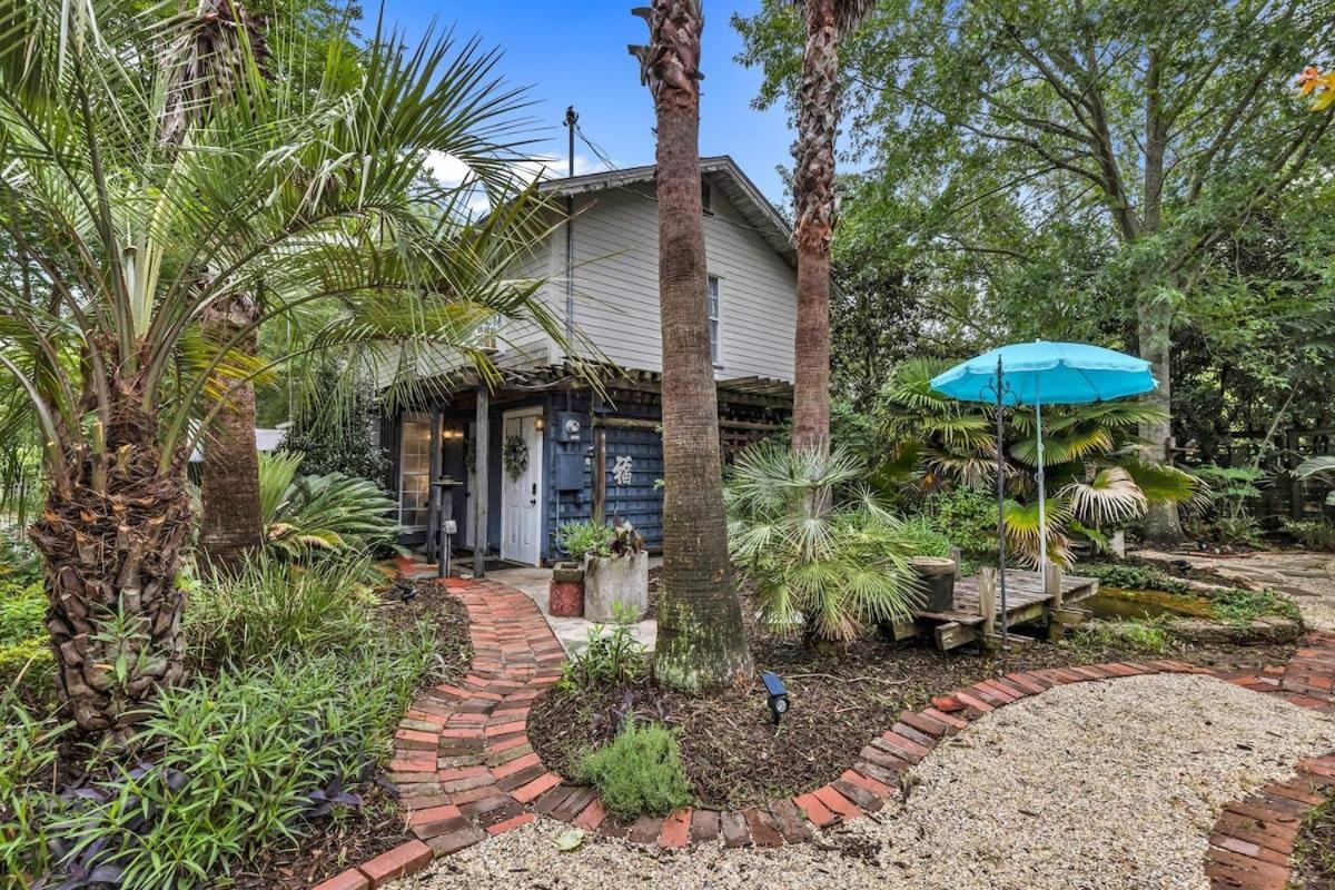 Bare Feet Bungalow -Close To Beach & Dog Friendly Gulfport Exterior photo