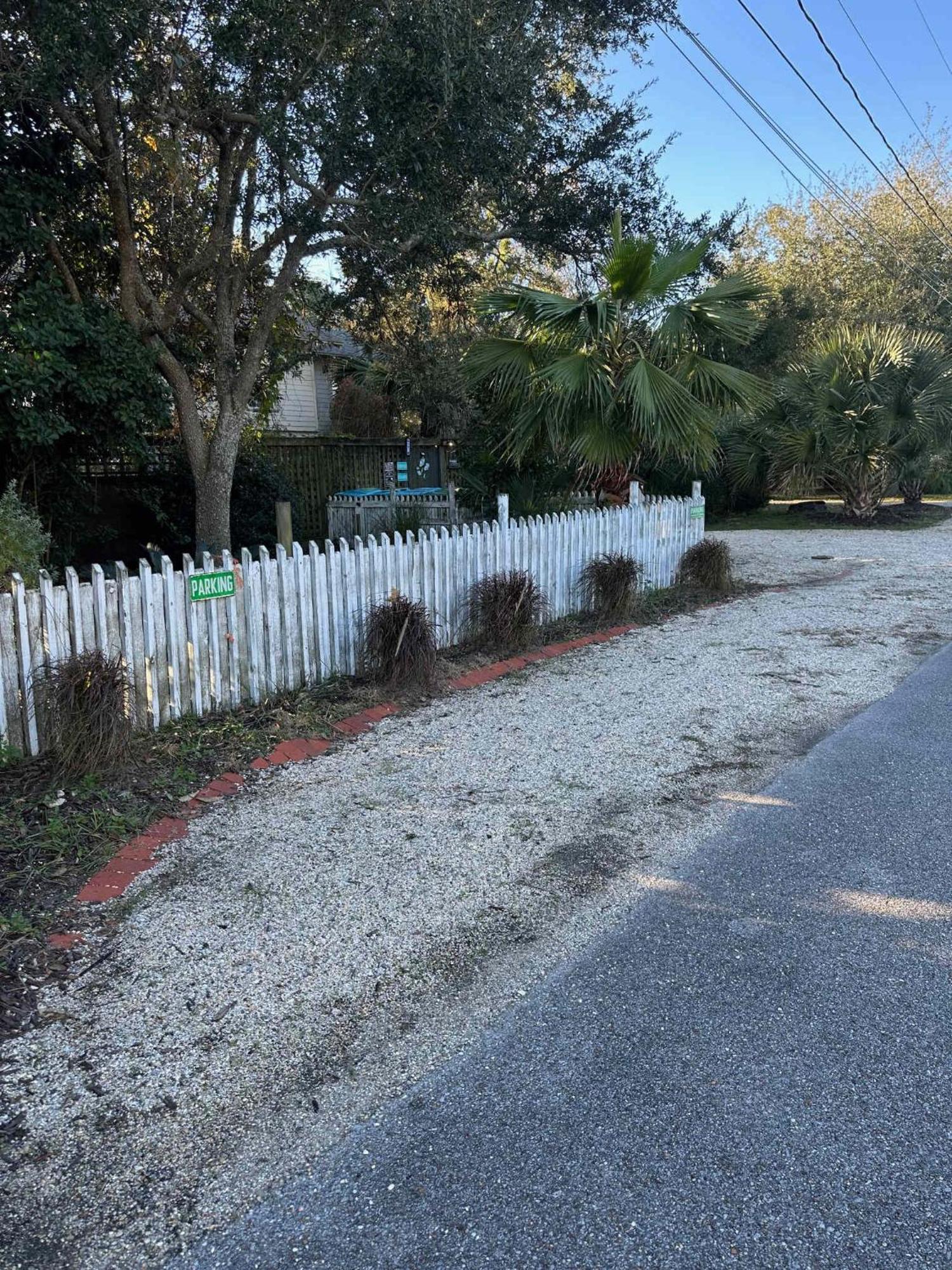 Bare Feet Bungalow -Close To Beach & Dog Friendly Gulfport Exterior photo