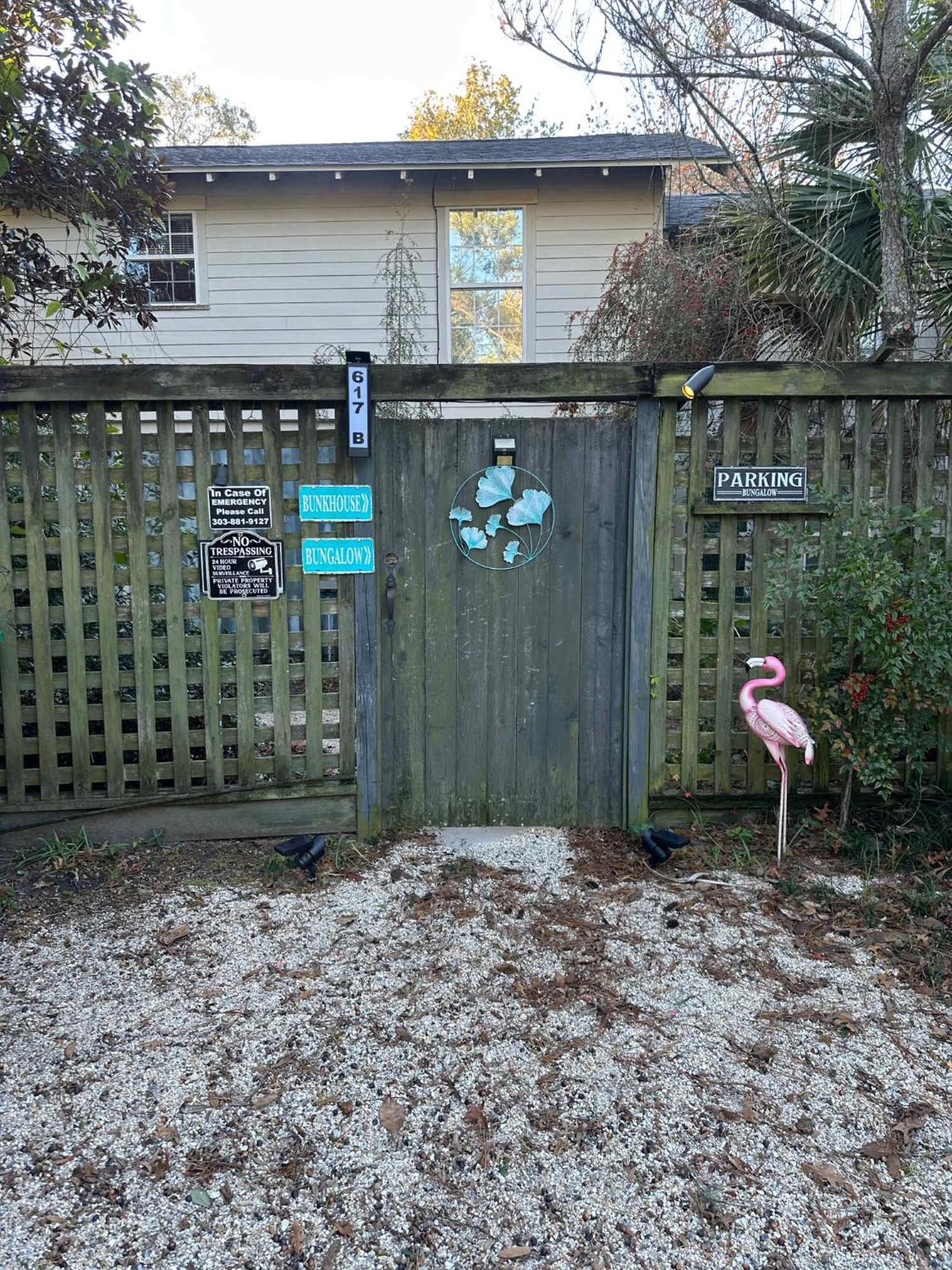 Bare Feet Bungalow -Close To Beach & Dog Friendly Gulfport Exterior photo